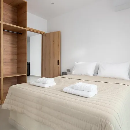 דירה Davlakos Rea קרמסטי