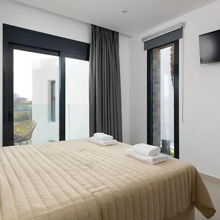 Davlakos Rea Κρεμαστή