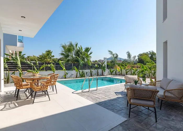 Davlakos Rea Апартаменты